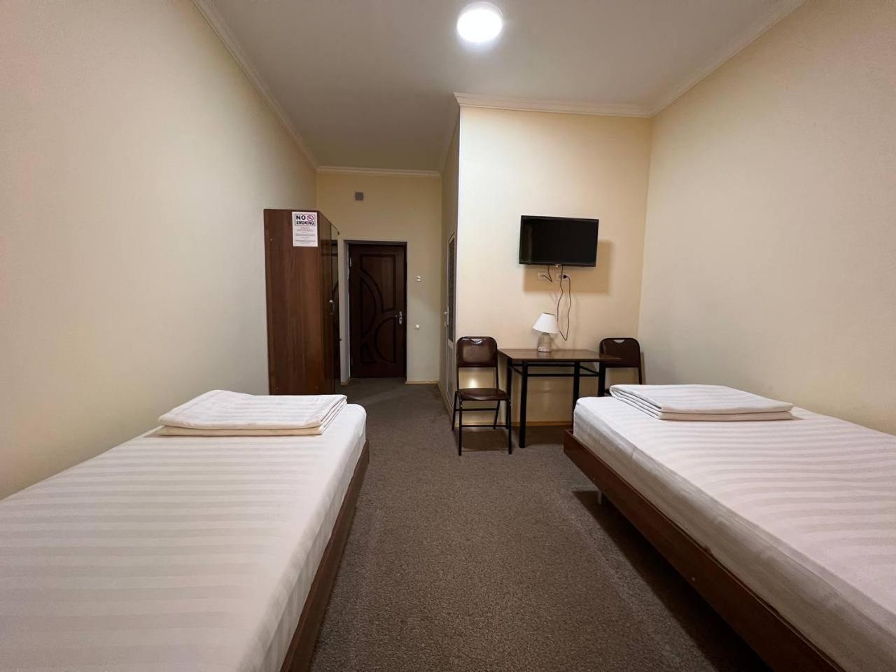 Orom Hotel Fergana Luaran gambar