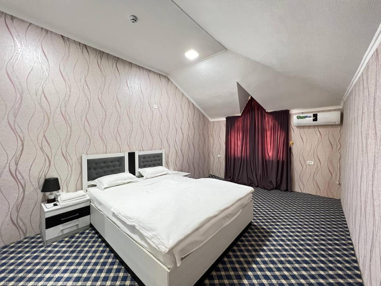 Orom Hotel Fergana Luaran gambar