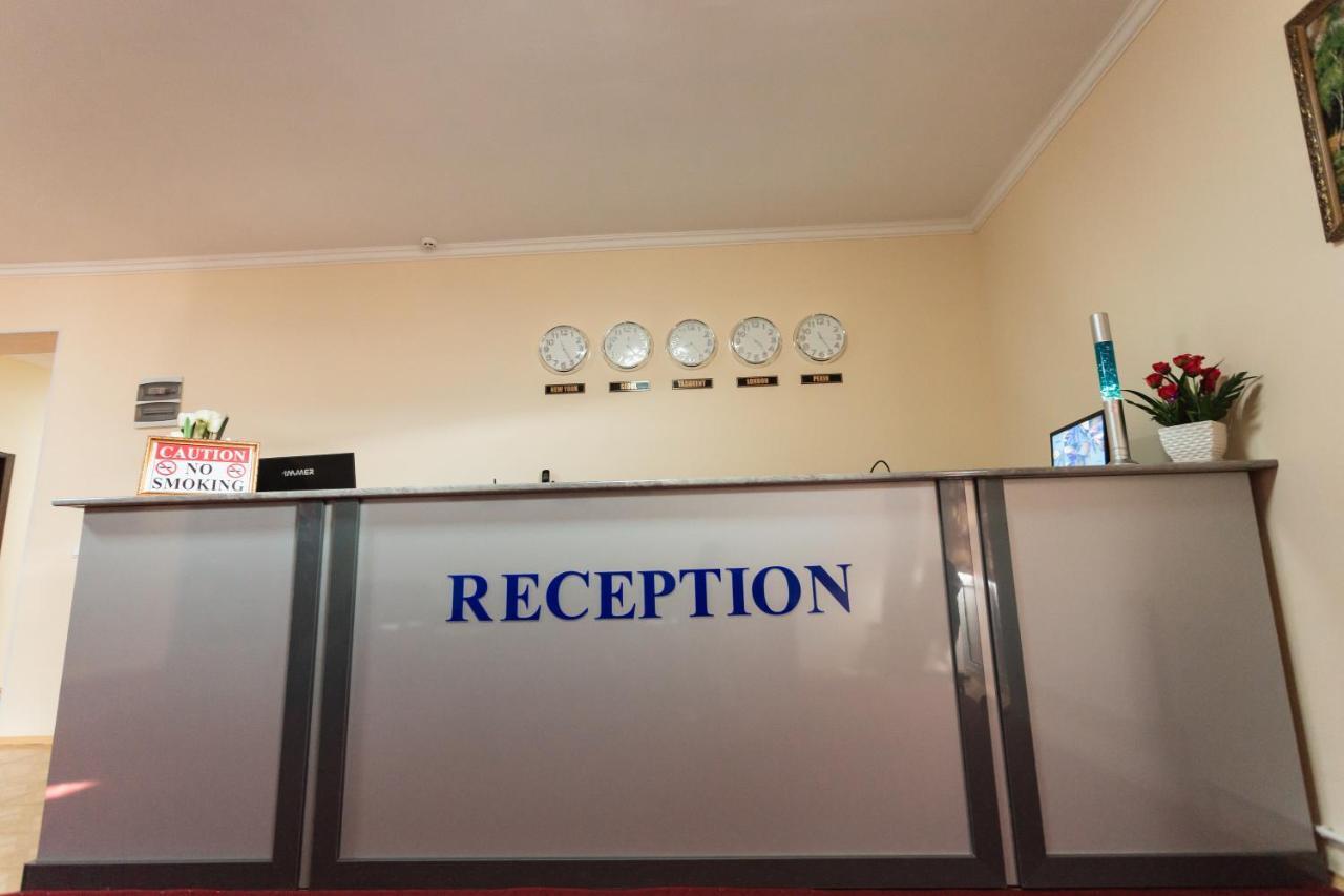 Orom Hotel Fergana Luaran gambar