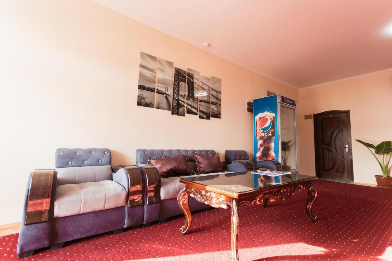 Orom Hotel Fergana Luaran gambar