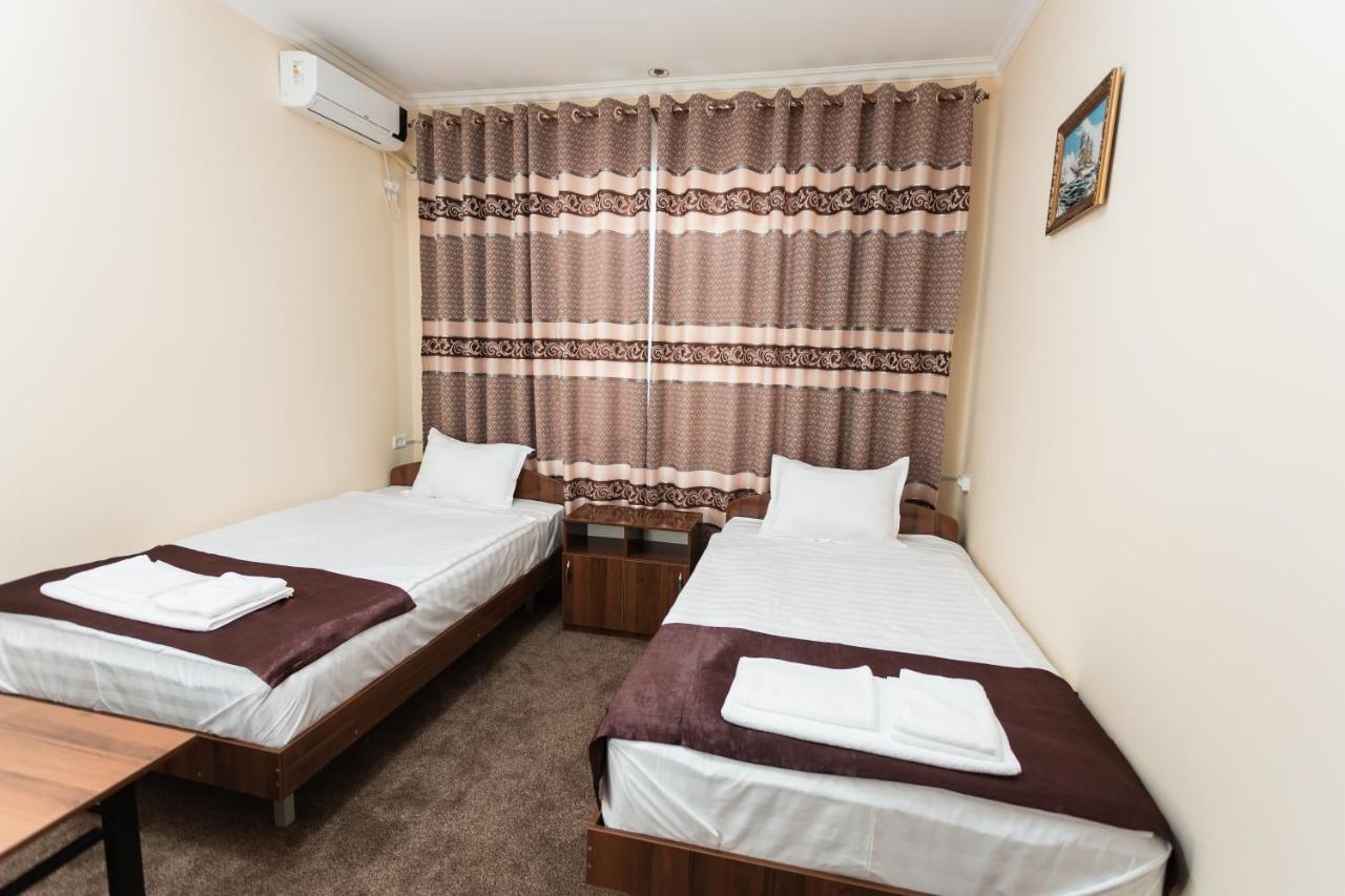 Orom Hotel Fergana Luaran gambar